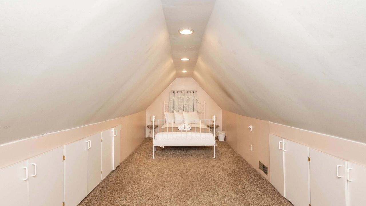 Photo of Others in Clintonville