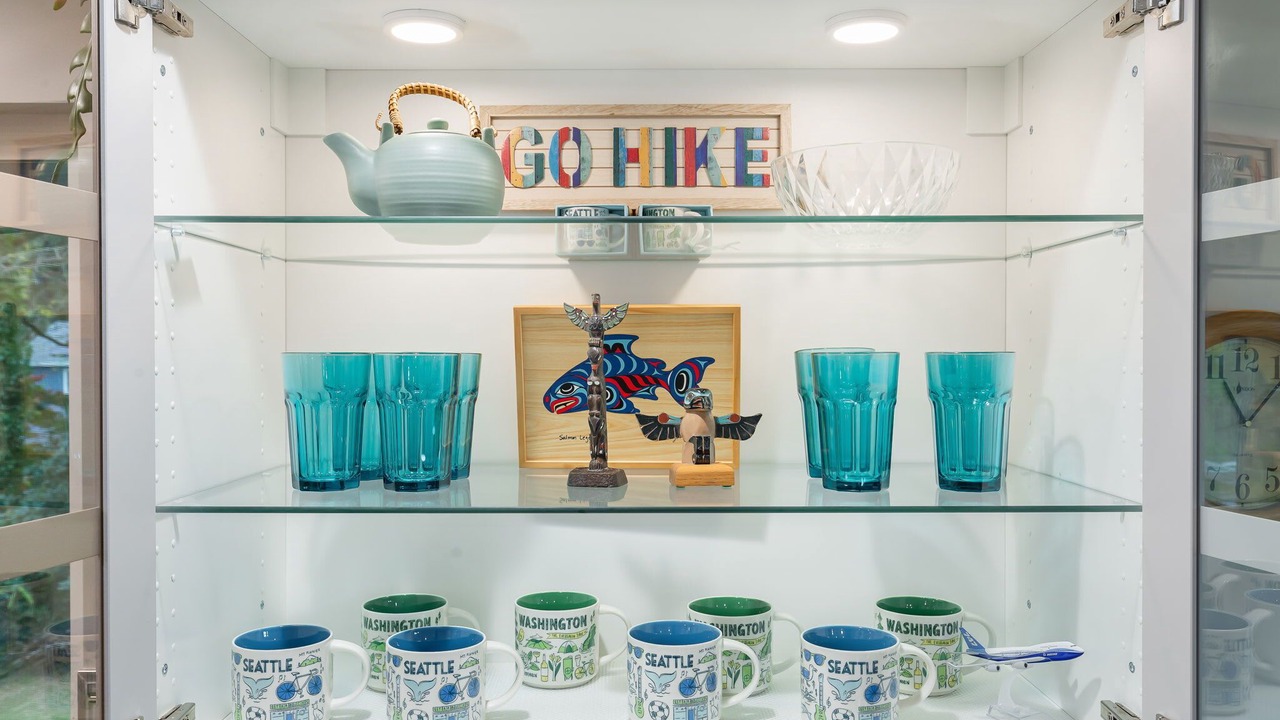 Photo of Others in White Center