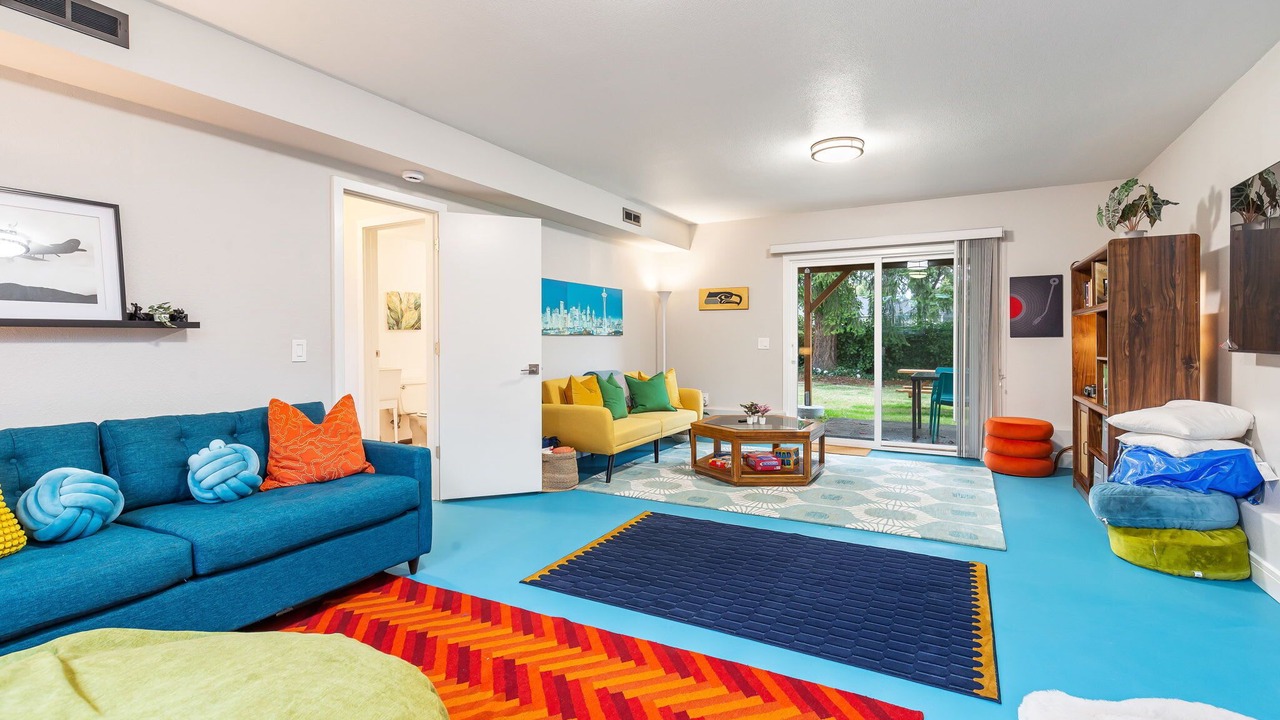 Photo of Bedroom in White Center