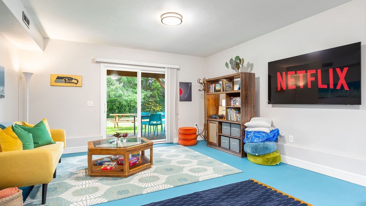 Photo of Livingroom in White Center