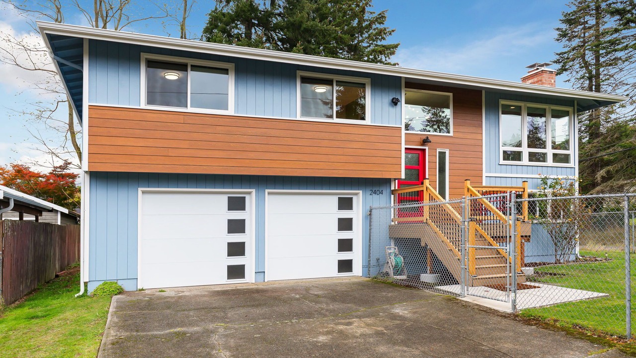 Photo of Others in White Center