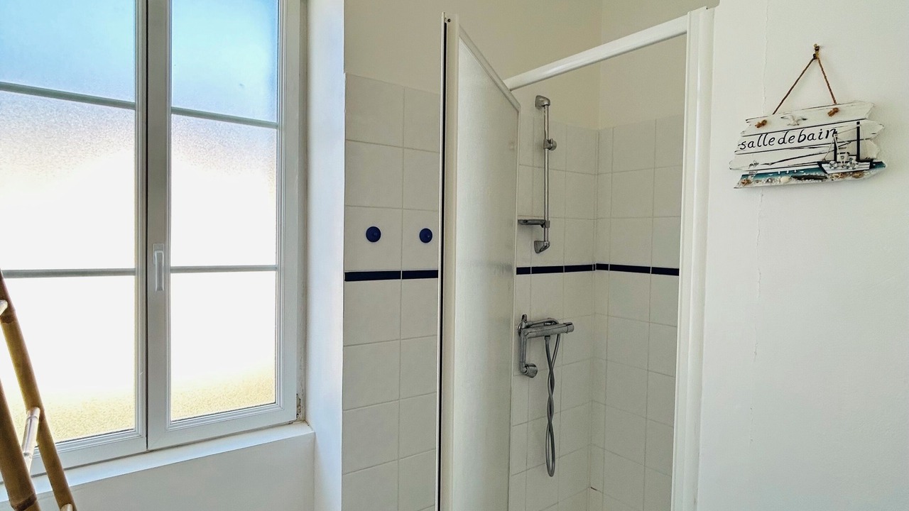 Photo of Bathroom in Concarneau