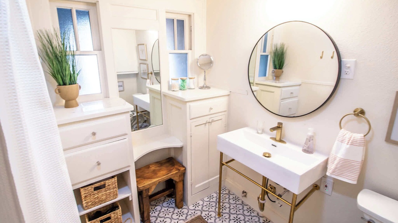 Photo of Bathroom in Tech Terrace