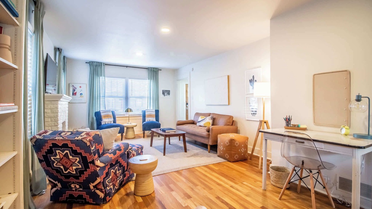 Photo of Livingroom in Tech Terrace