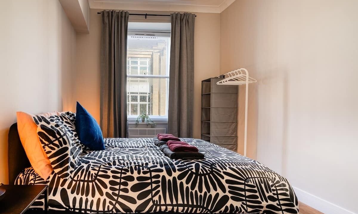 Photo of Bedroom in Paisley