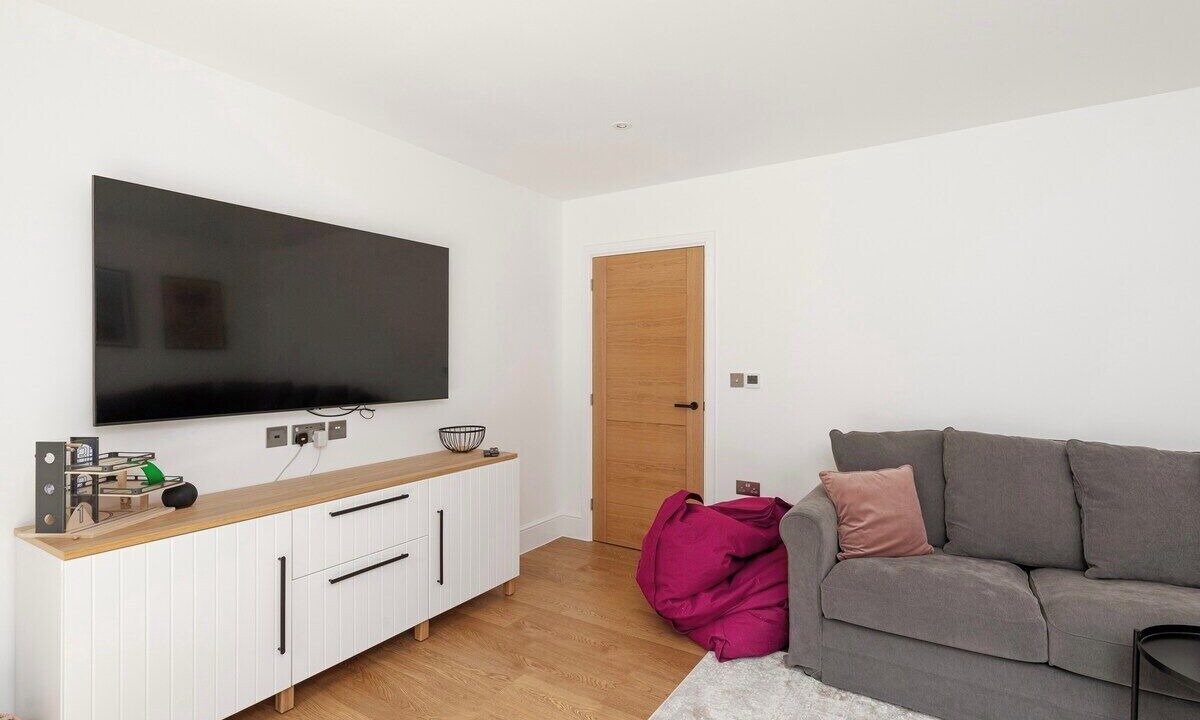 Photo of Livingroom in Holcombe