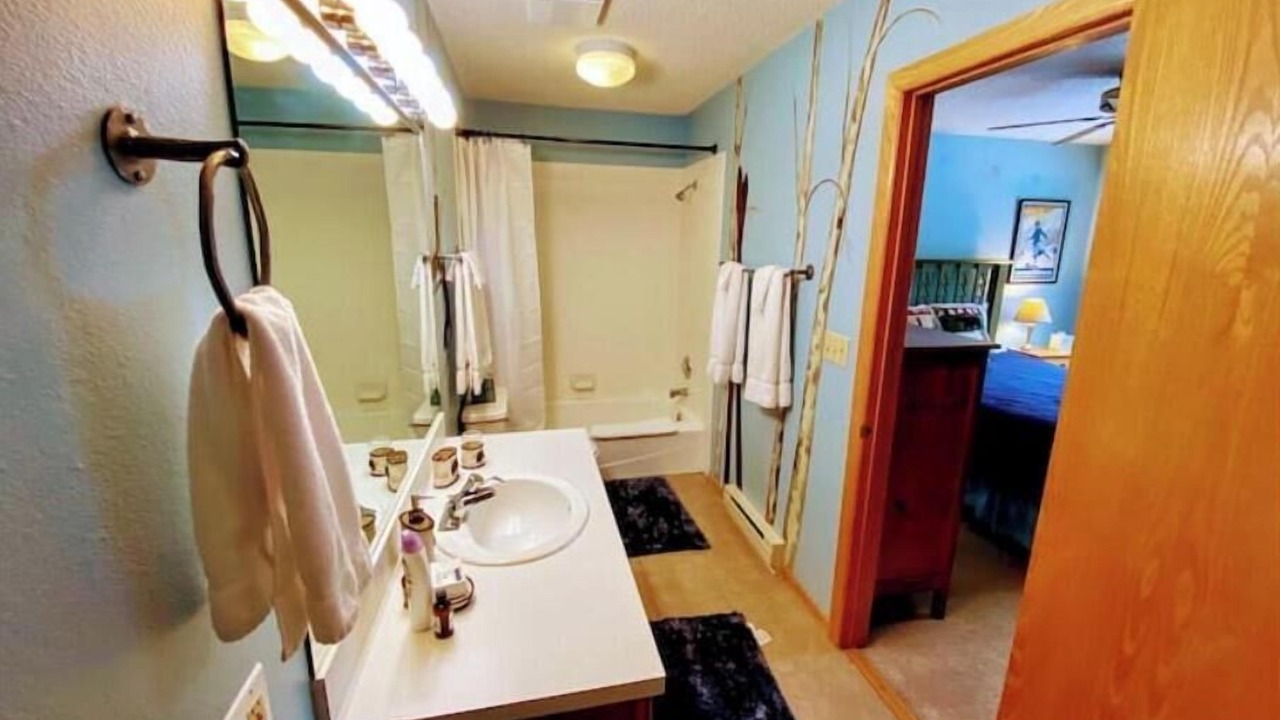 Photo of Bathroom in Big Horn