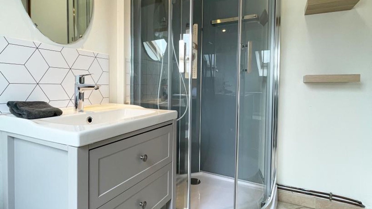 Photo of Bathroom in La Trinite-des-Laitiers