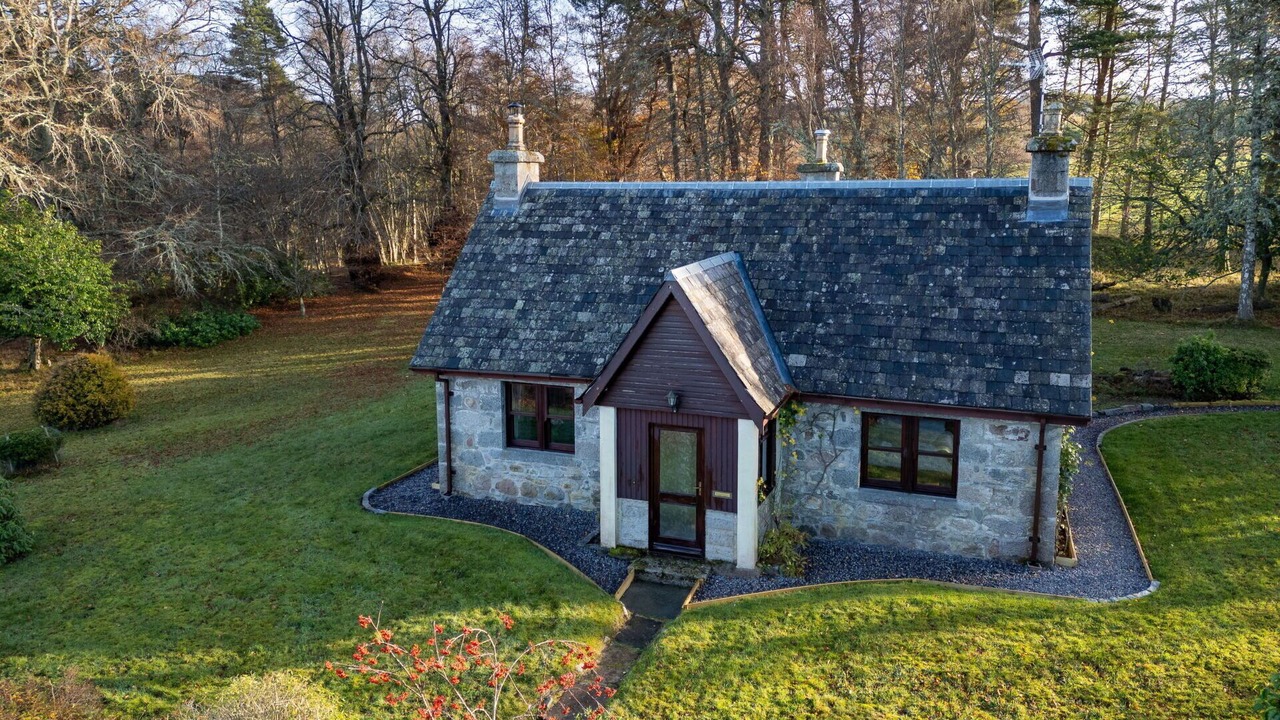 Photo of Outdoor in Inverarnie