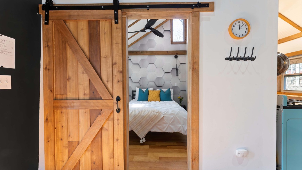 Photo of Bedroom in Rowland