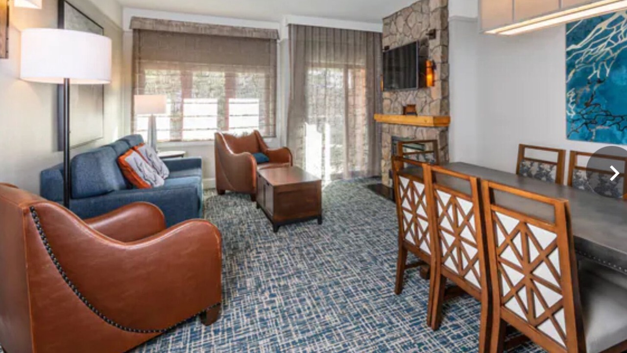 Photo of Livingroom in Lakeside Park