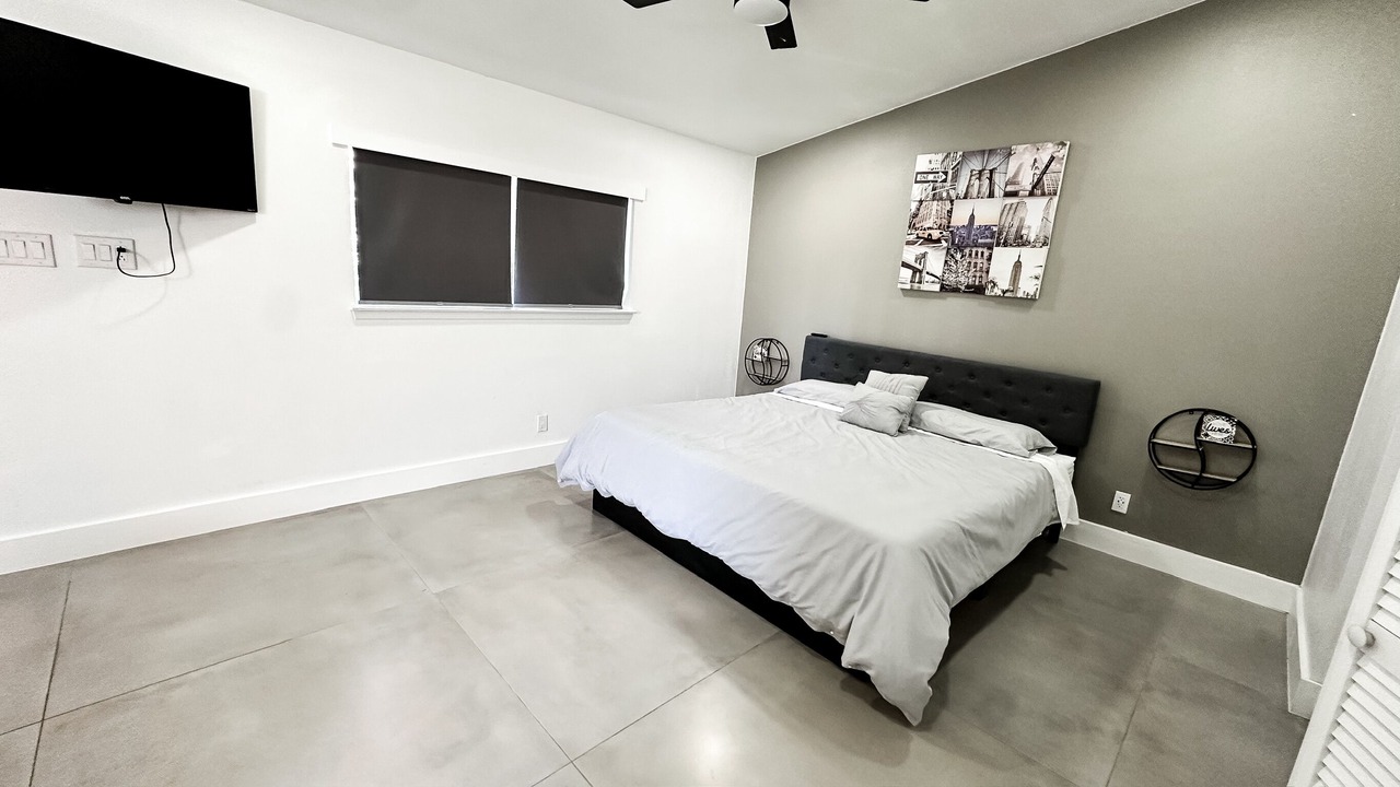 Photo of Bedroom in Oak Creek