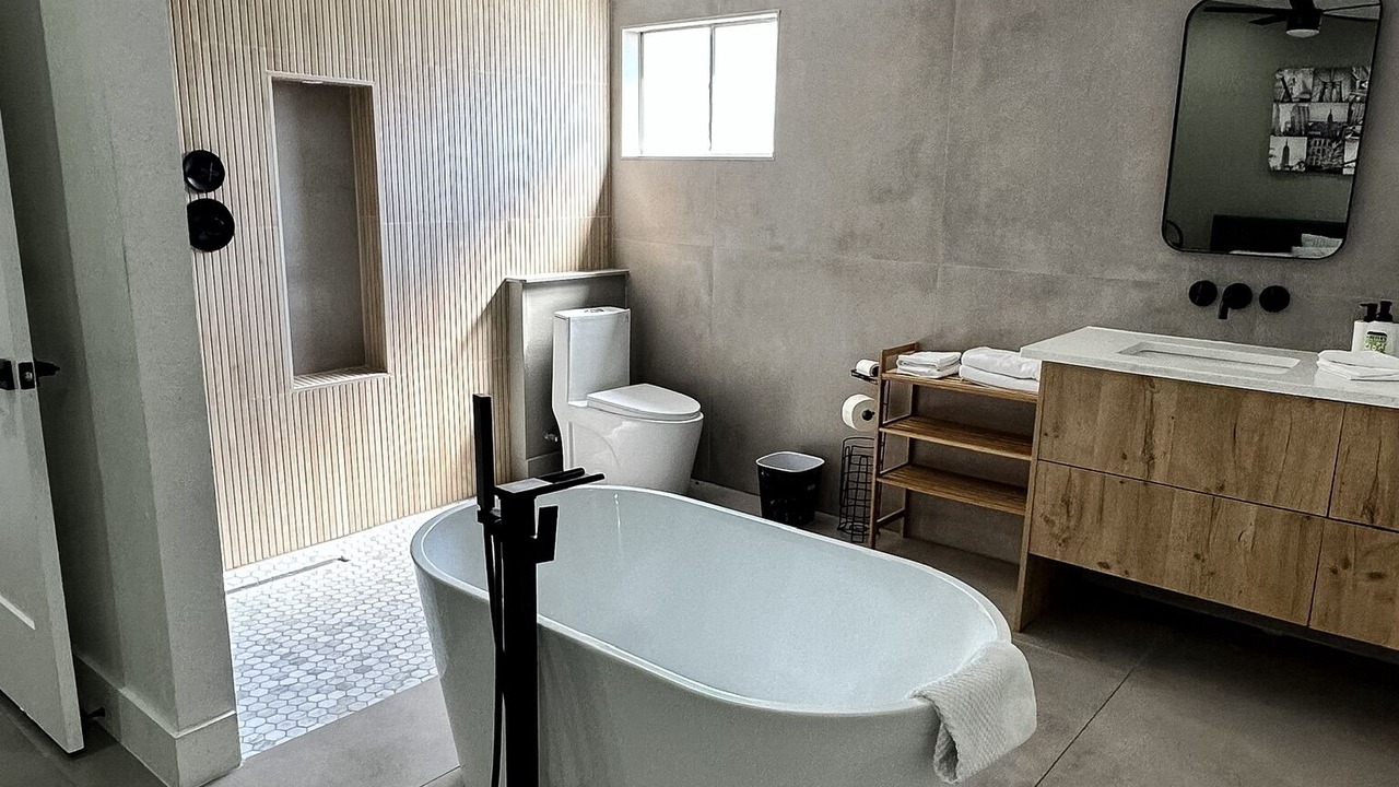 Photo of Bathroom in Oak Creek