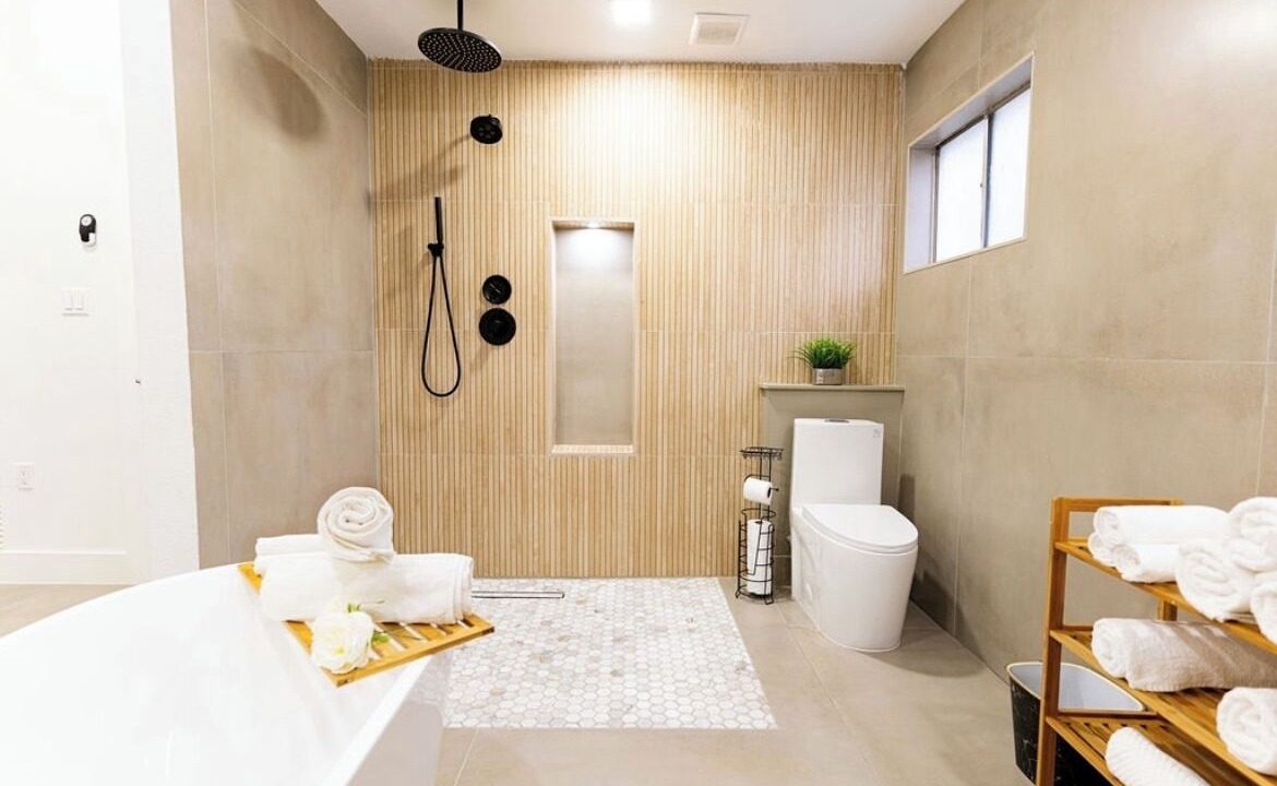 Photo of Bathroom in Oak Creek