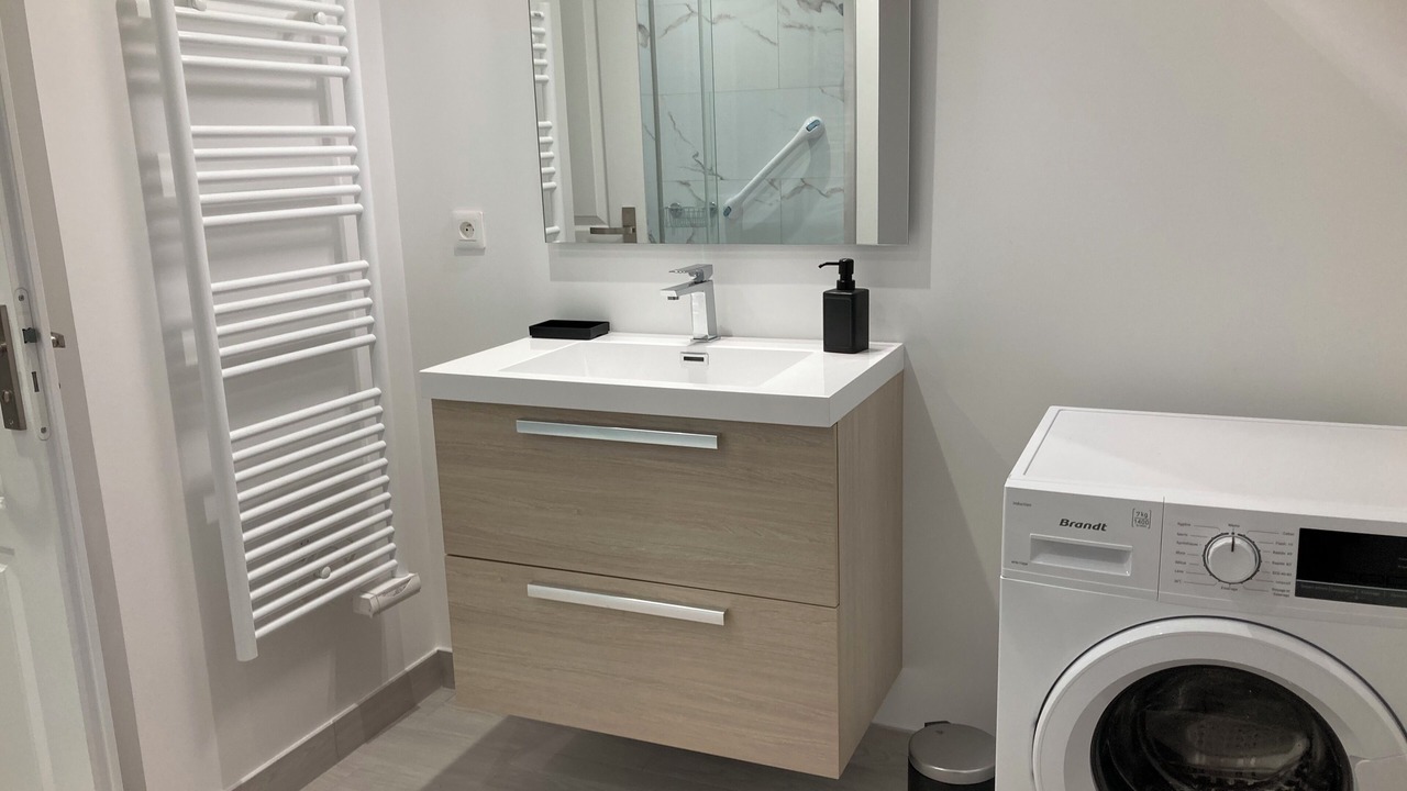 Photo of Bathroom in Saint-Sauveur-Marville
