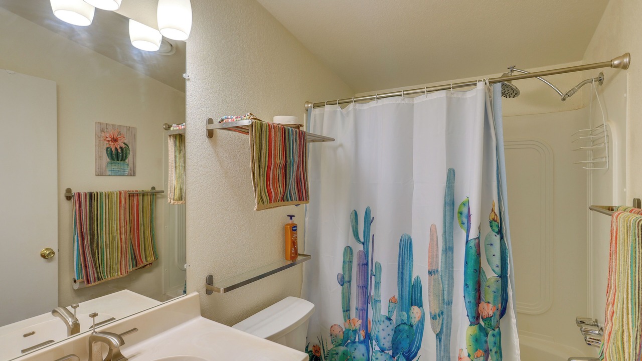 Photo of Bathroom in Bluff
