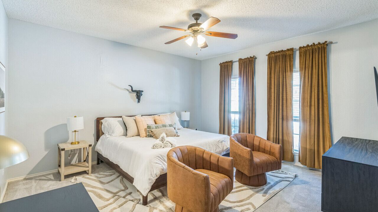 Photo of Bedroom in Rowlett