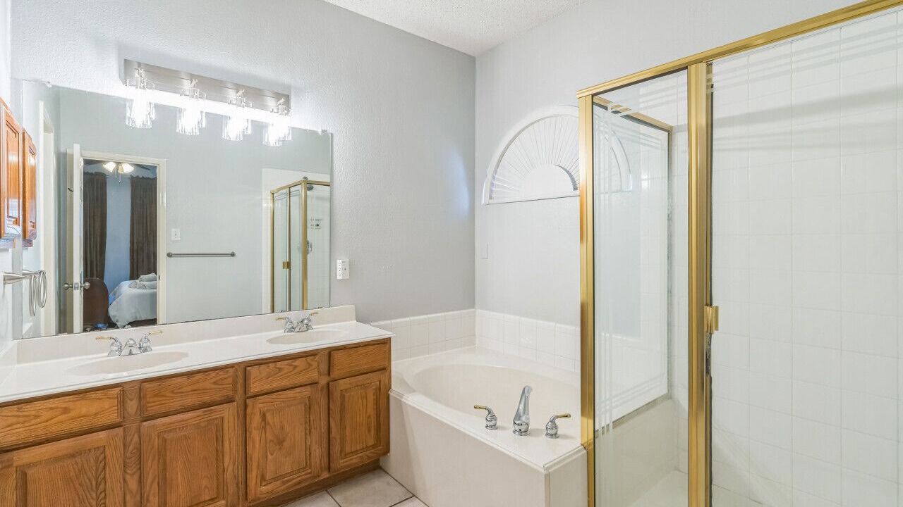 Photo of Bathroom in Rowlett