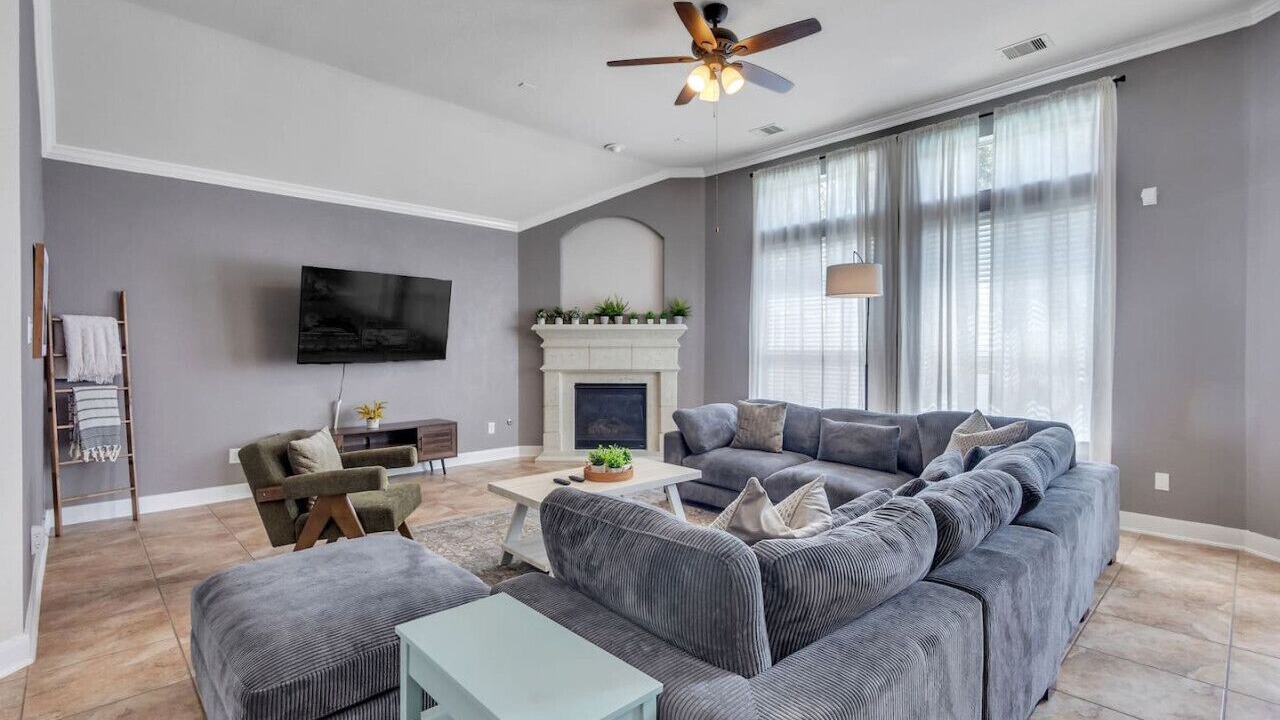 Photo of Livingroom in Lake Houston