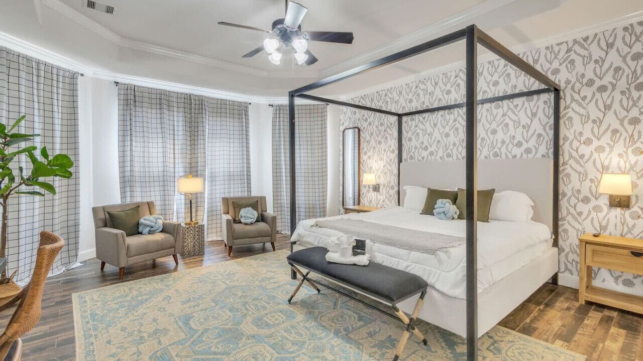 Photo of Bedroom in Lake Houston