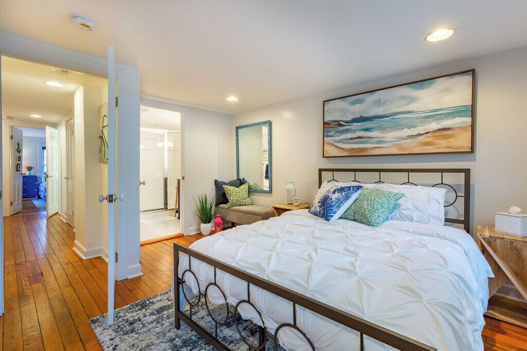 Photo of Bedroom in West Annapolis