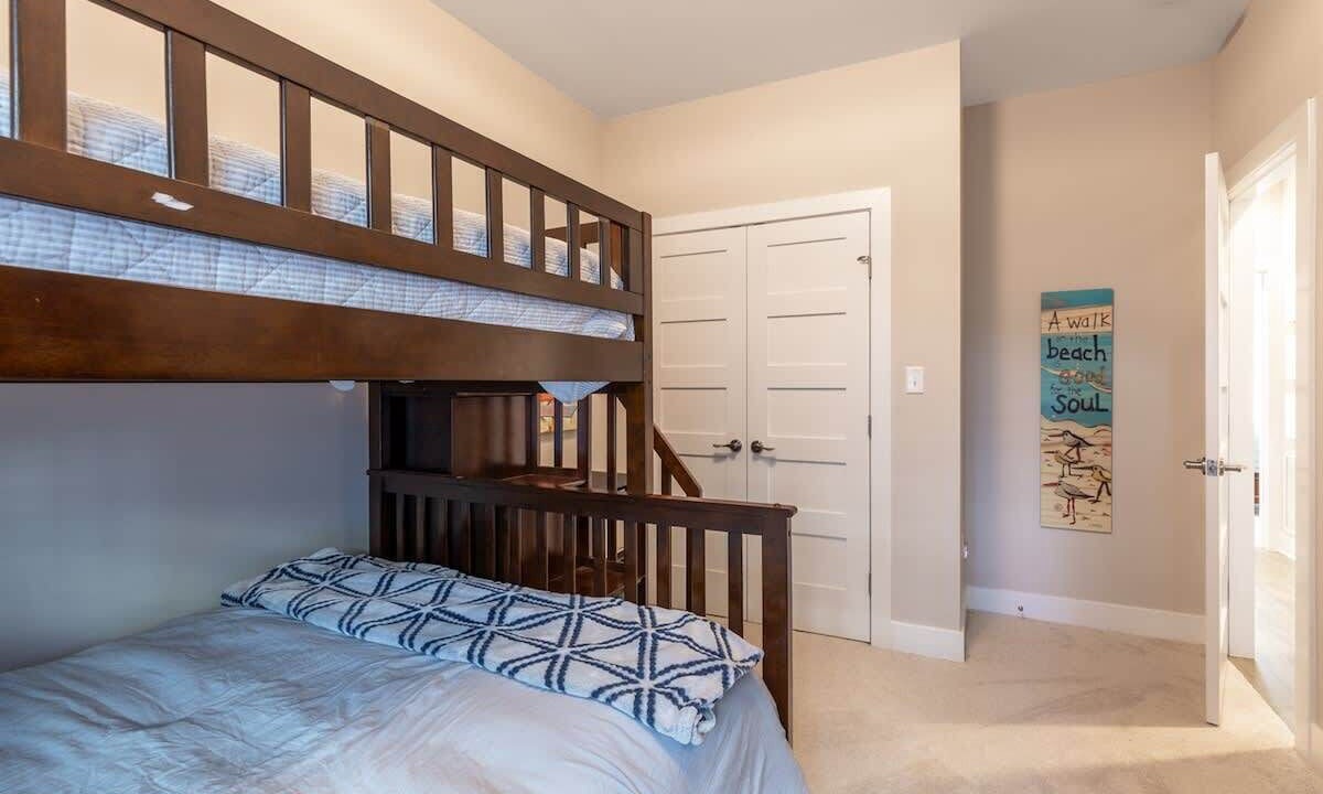 Photo of Bedroom in Caine Woods