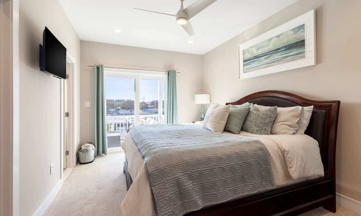 Photo of Bedroom in Caine Woods