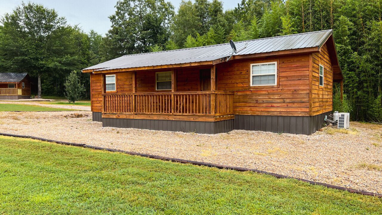 Photo of Outdoor in Daisy