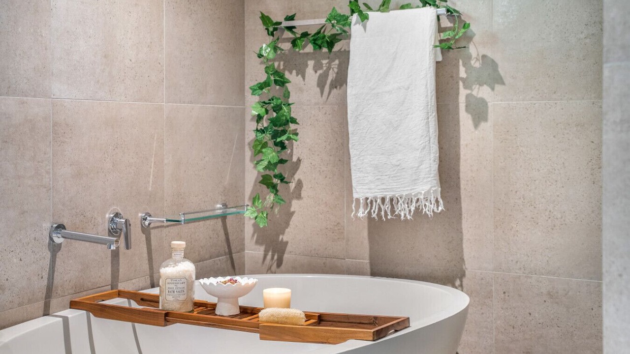 Photo of Bathroom in Skinners Shoot