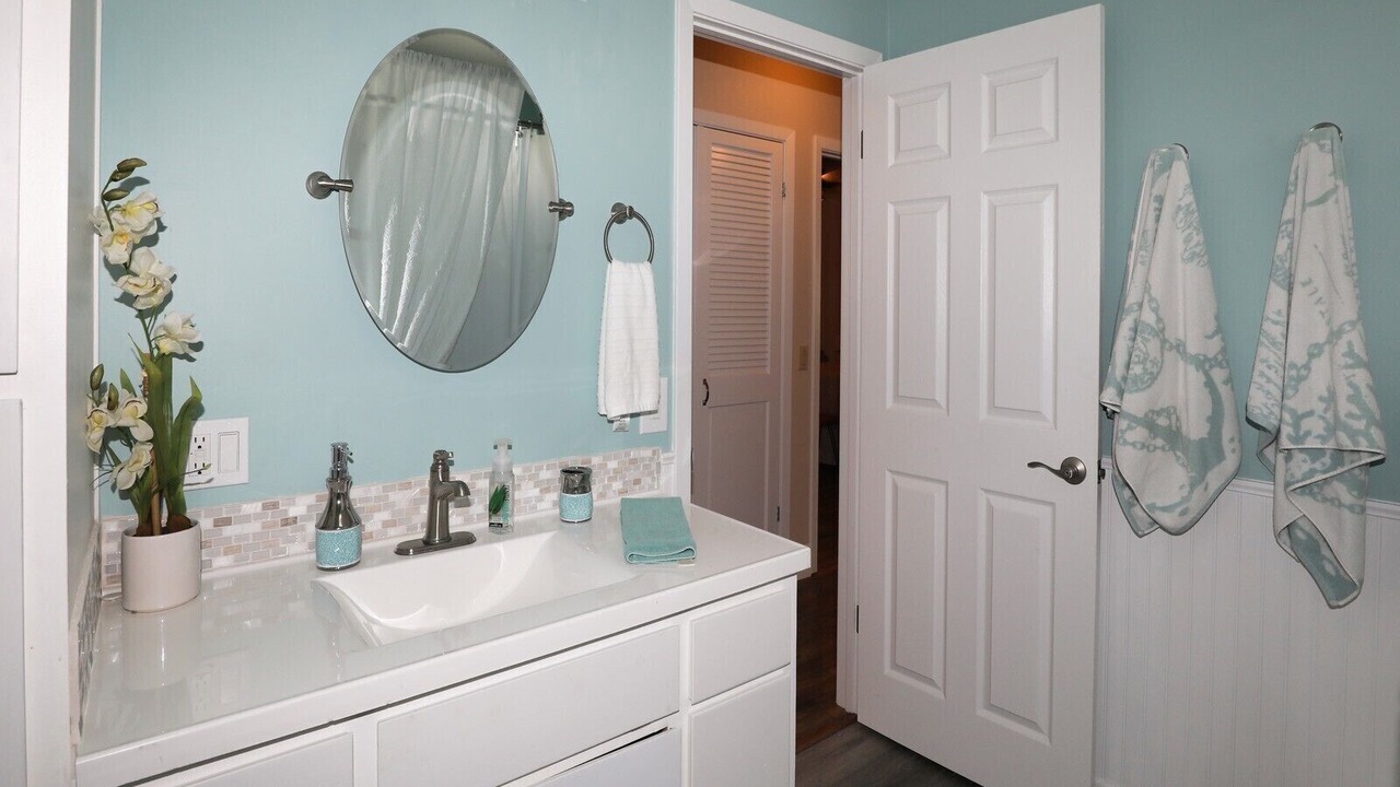 Photo of Bathroom in Clearlake