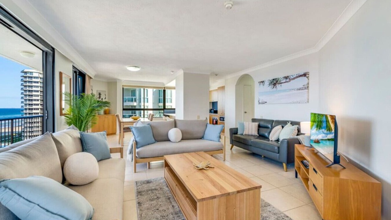Photo of Livingroom in Main Beach