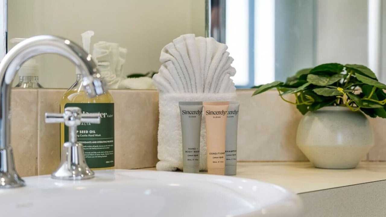 Photo of Bathroom in Main Beach