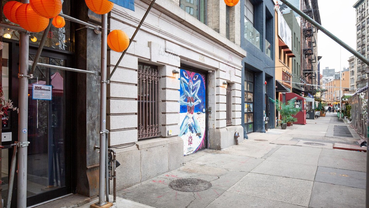 Photo of Others in SoHo