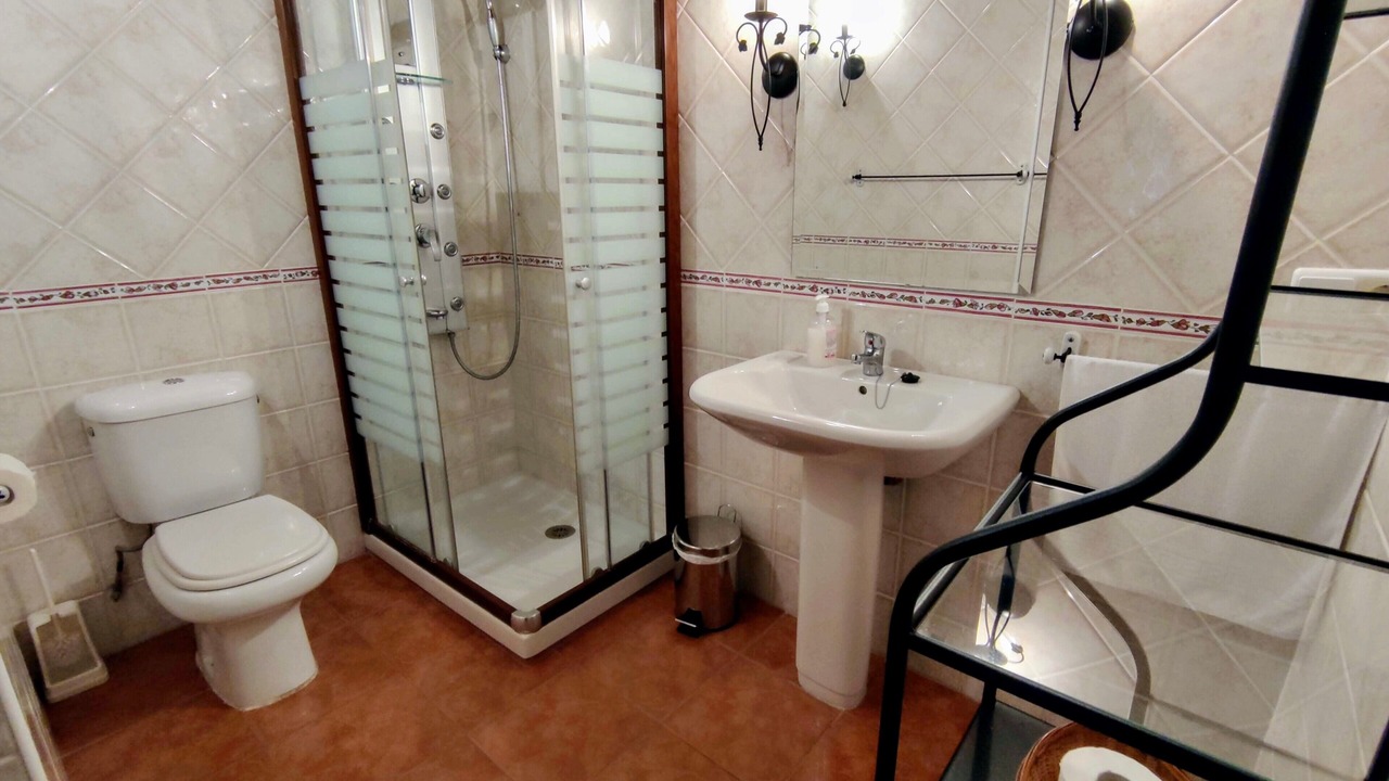 Photo of Bathroom in Alles