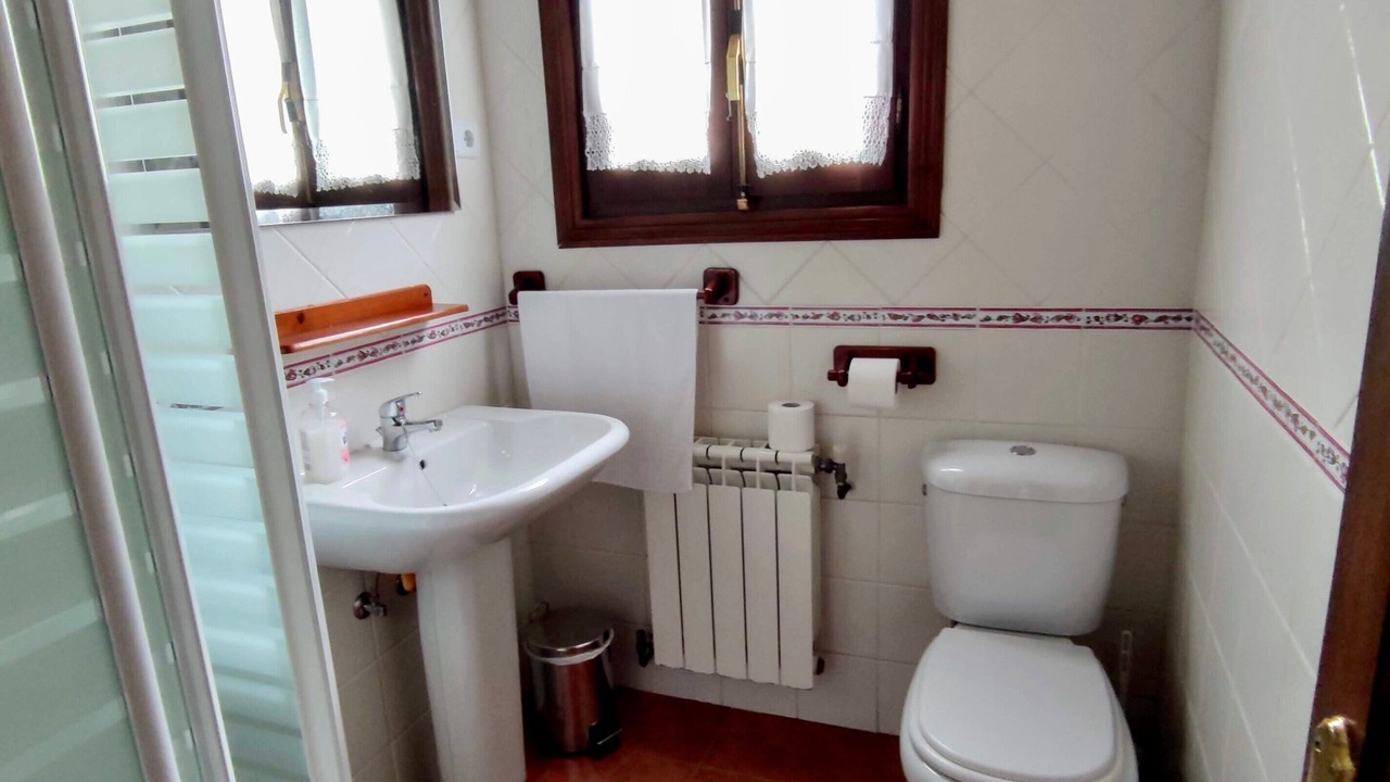 Photo of Bathroom in Alles