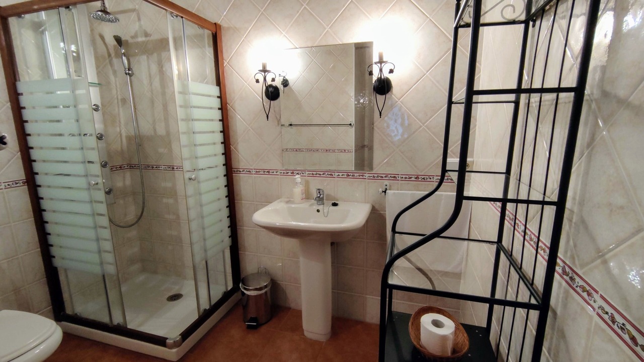 Photo of Bathroom in Alles