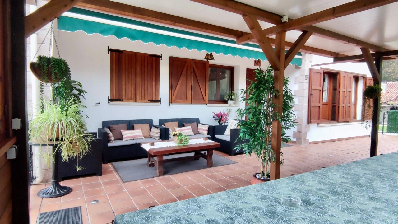 Photo of Patio Balcony in Penamellera Alta