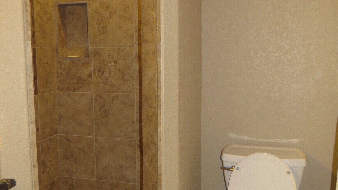 Photo of Bathroom in Lytle