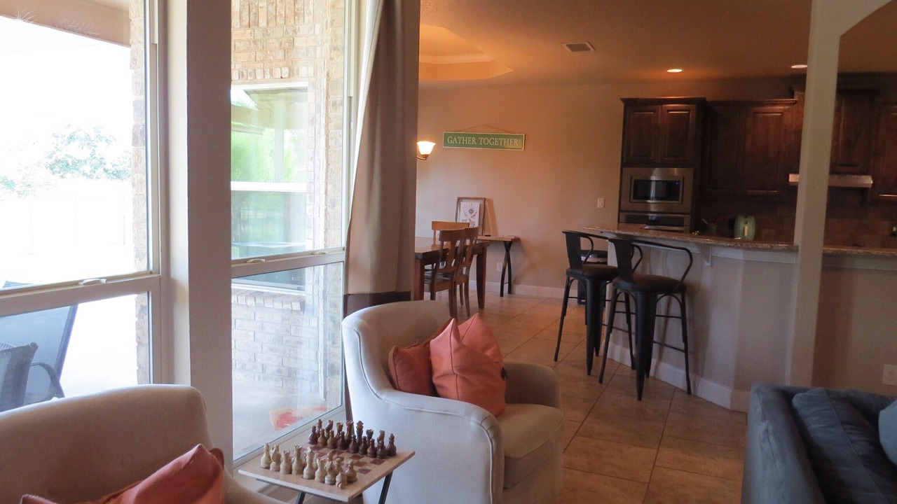 Photo of Livingroom in Lytle