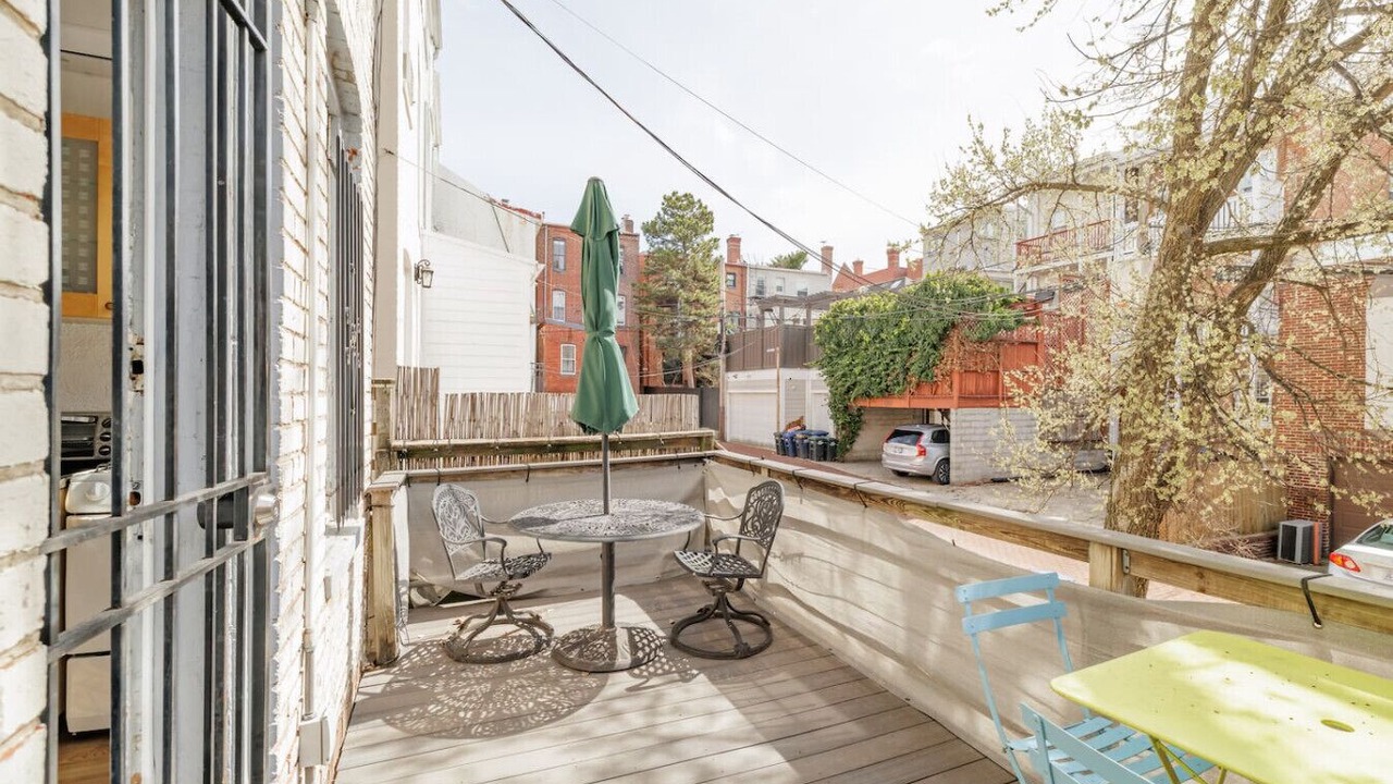 Photo of Outdoor in Adams Morgan