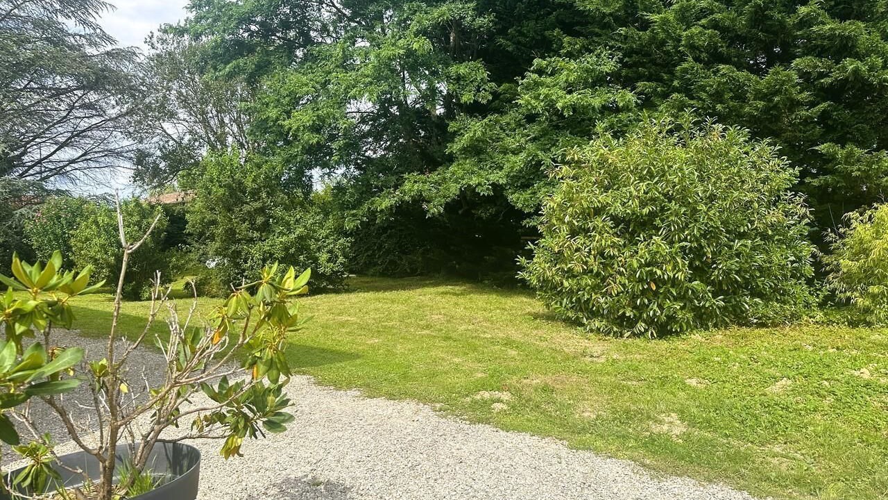 Photo of Outdoor in Certines