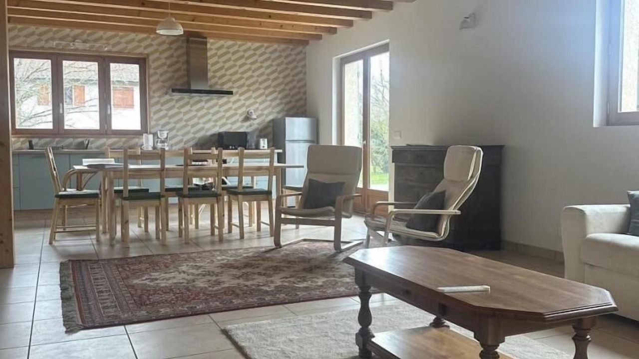 Photo of Others in Chevry