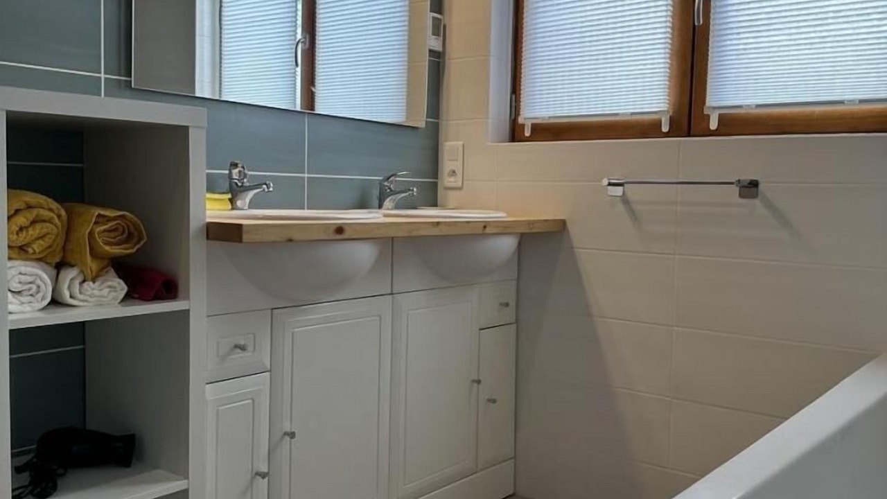 Photo of Bathroom in Chevry