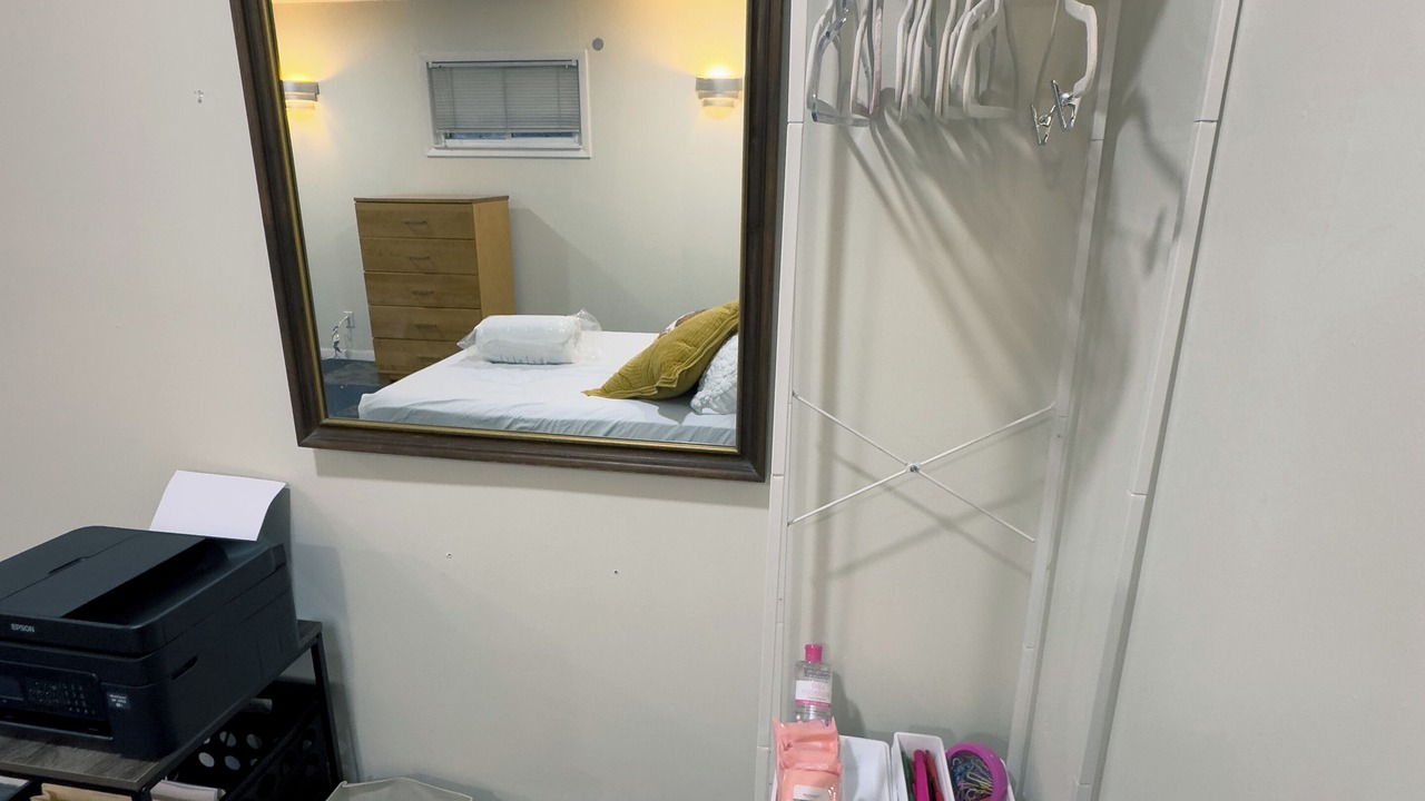 Photo of Bedroom in Harper Woods