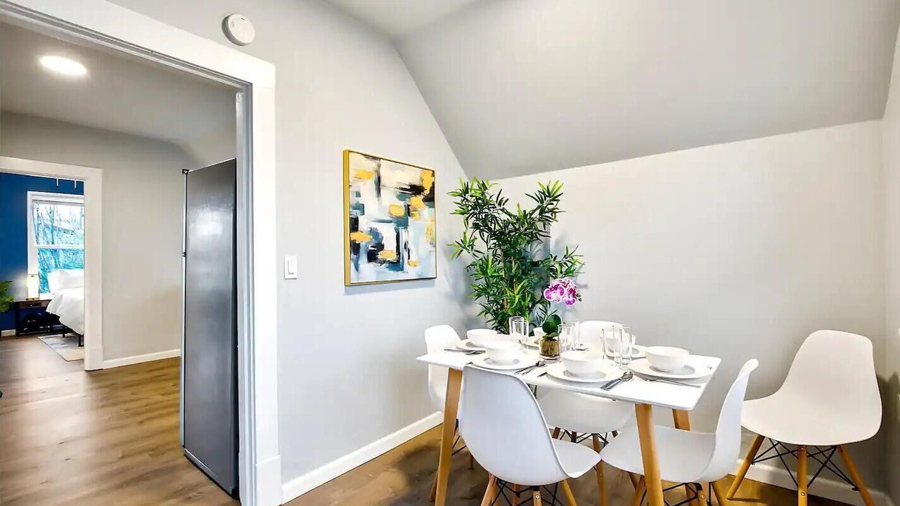 Photo of Others in Everett