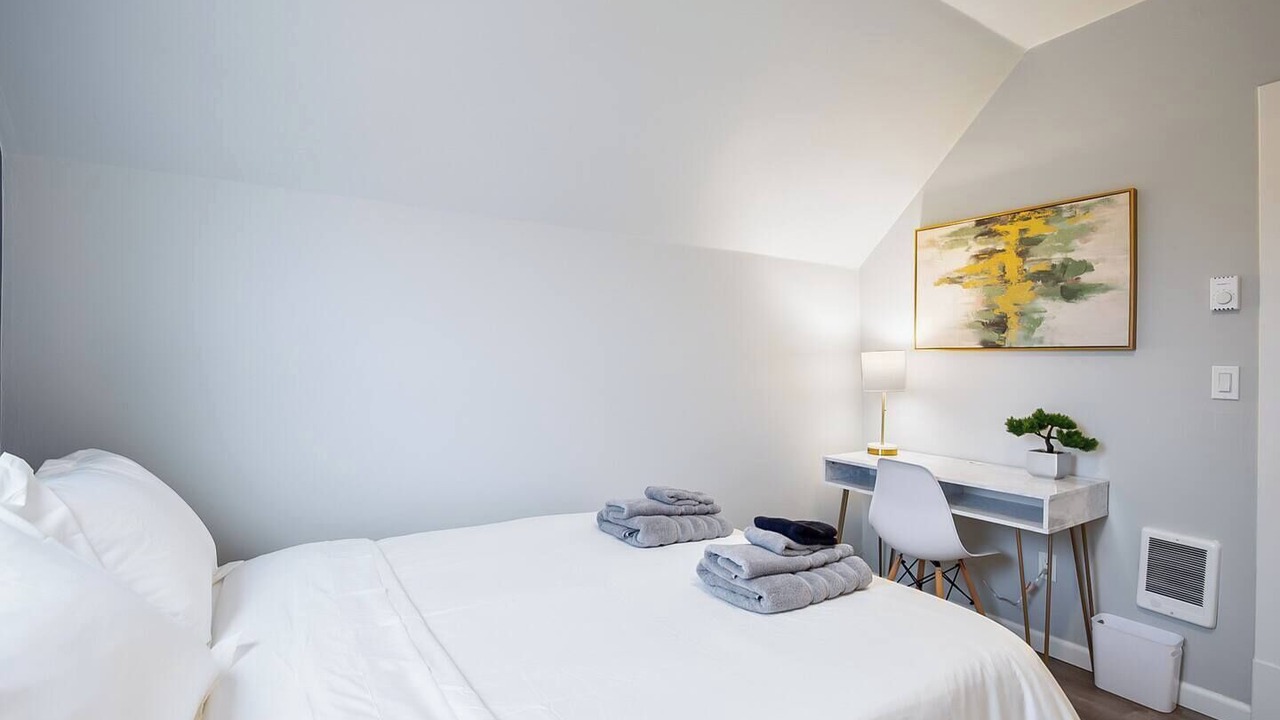 Photo of Others in Everett