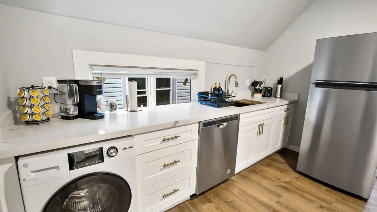 Photo of Others in Everett