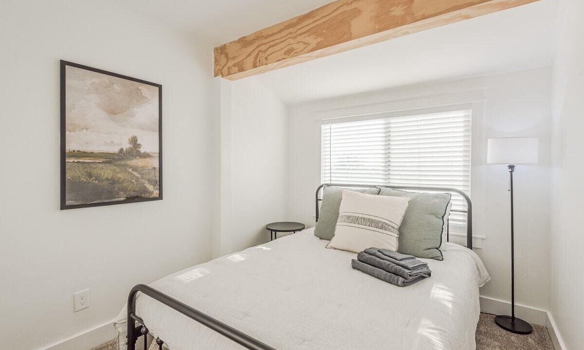 Photo of Bedroom in Orem North