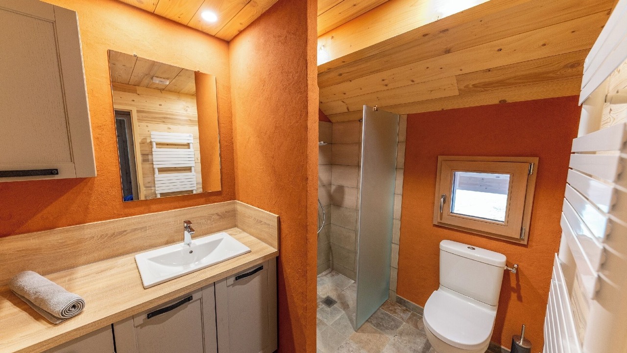 Photo of Bathroom in Montagnole