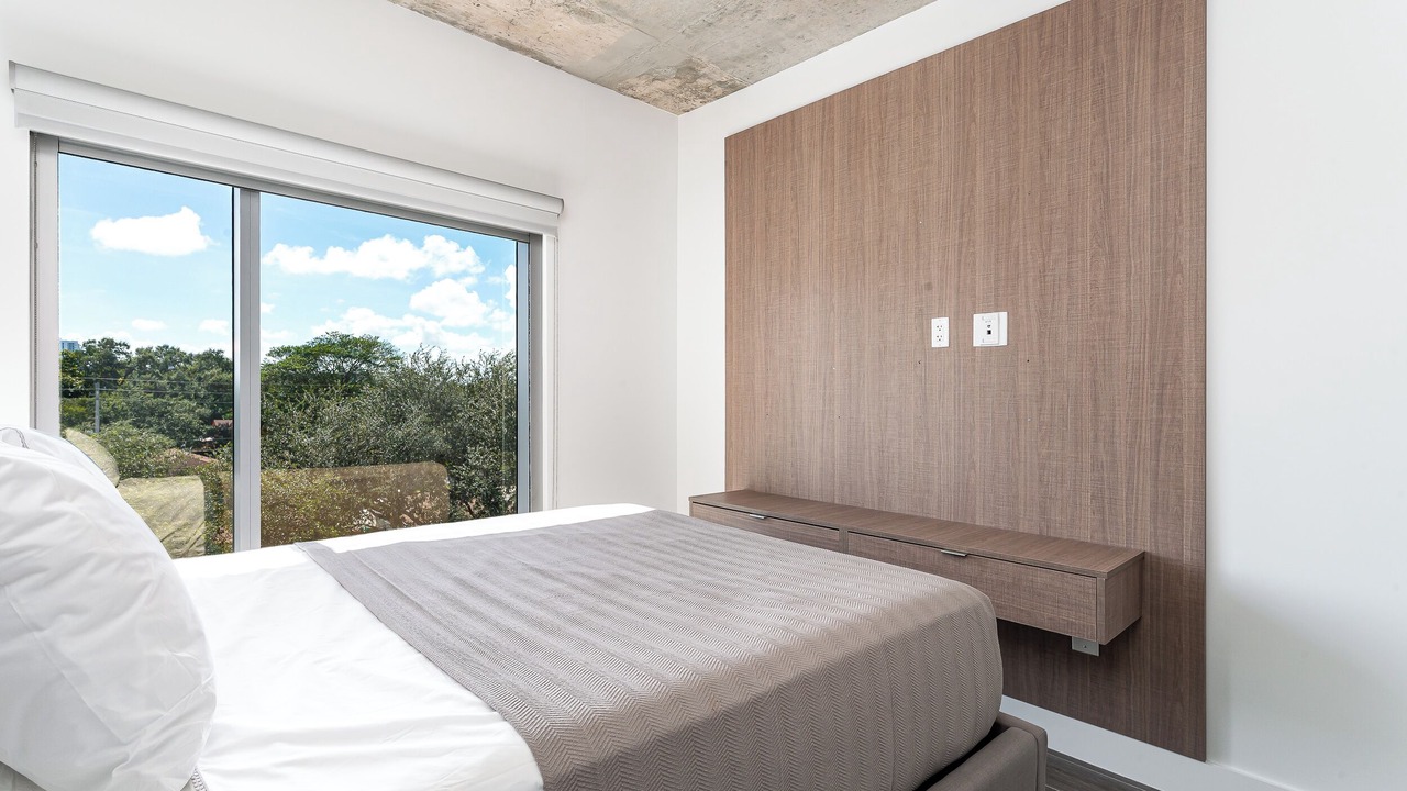 Photo of Bedroom in Ojus